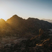 Saudi Arabia Mount Sinai Split Rock Of Horeb With Ryan Mauro March 2022