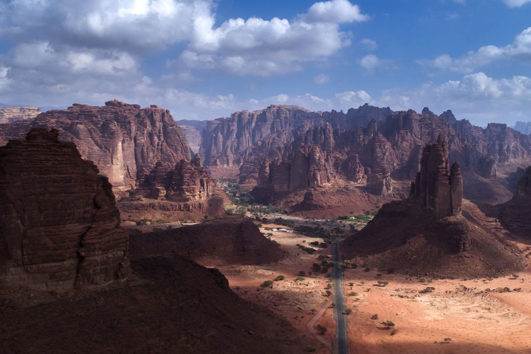saudi arabia canyon eli shukron