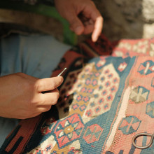 turkish carpet making unsplash