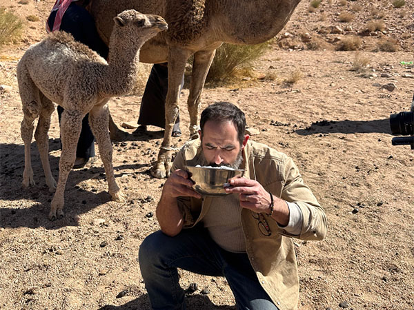 joel richardson with camels