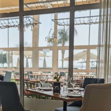 Mecure Forsan Island elegant dining Mecure Forsan Island elegant dining