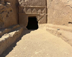 tomb entrance midian tomb entrance midian